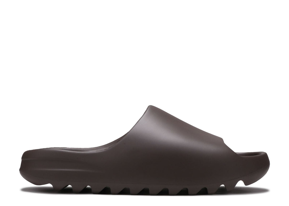 Yeezy Slides 'Soot' 2021
