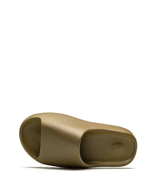 Yeezy Slides "Soot"